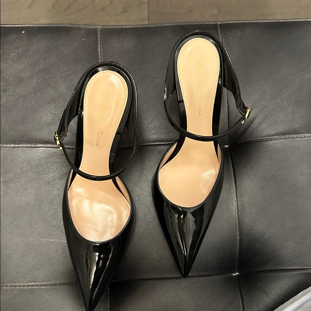 Gianvito Rossi Black Patent Leather Mary Jane Mule Heels - Picture 2 of 8